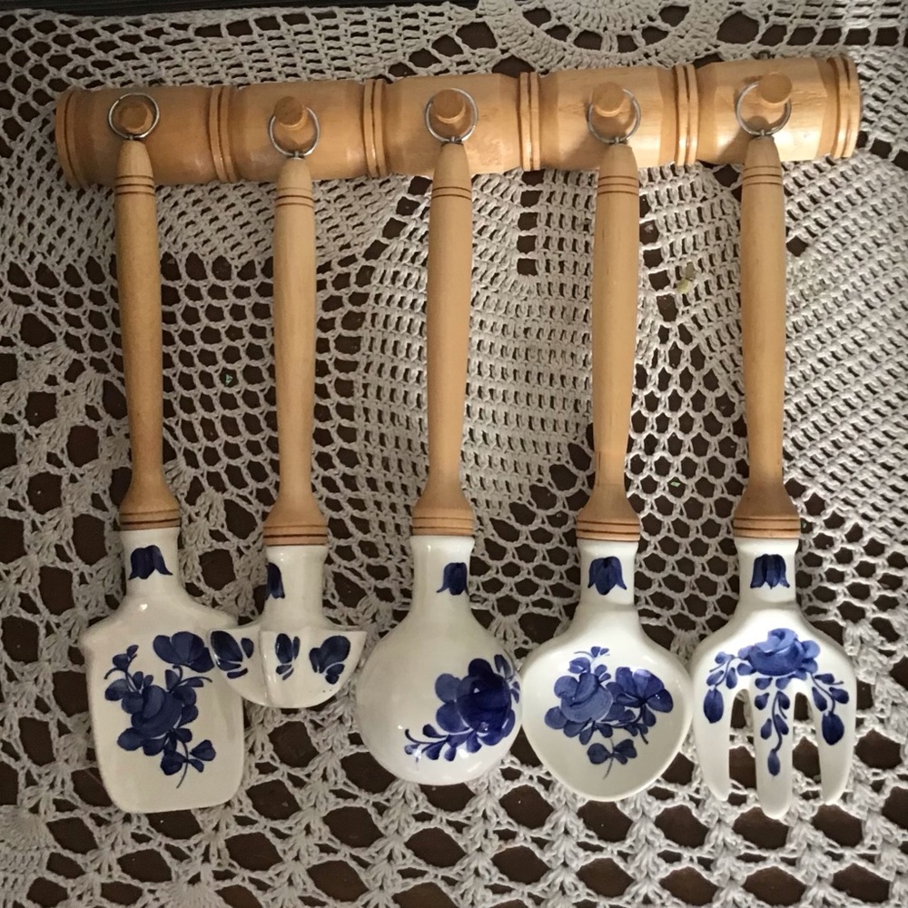 Vintage Blue and White Floral Ceramic Kitchen Utensils